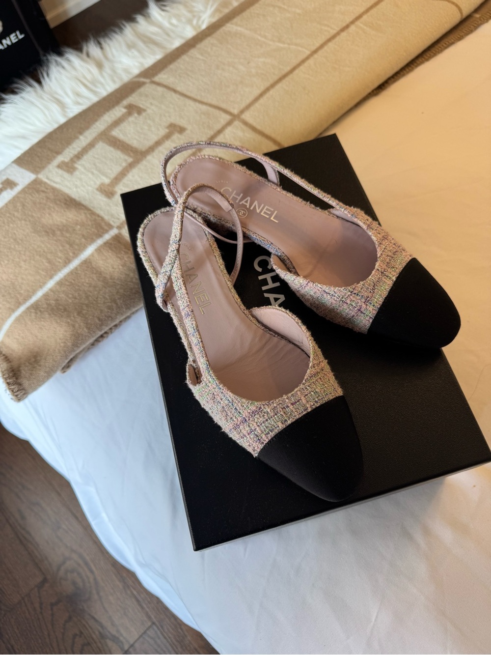 CHANEL Multicolor Tweed Slingback Flats with Black Cap Toe - Picture 3 of 4